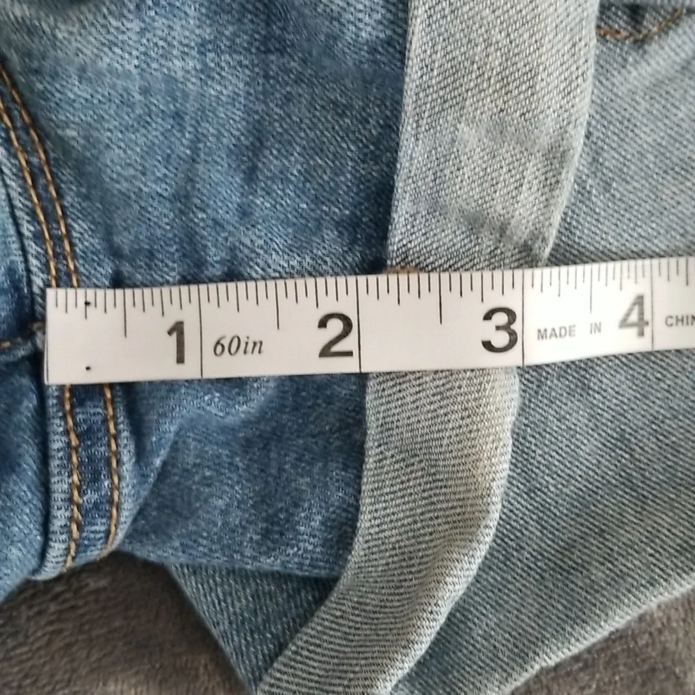 Old Navy Women's Semi Fitted Denim Shorts